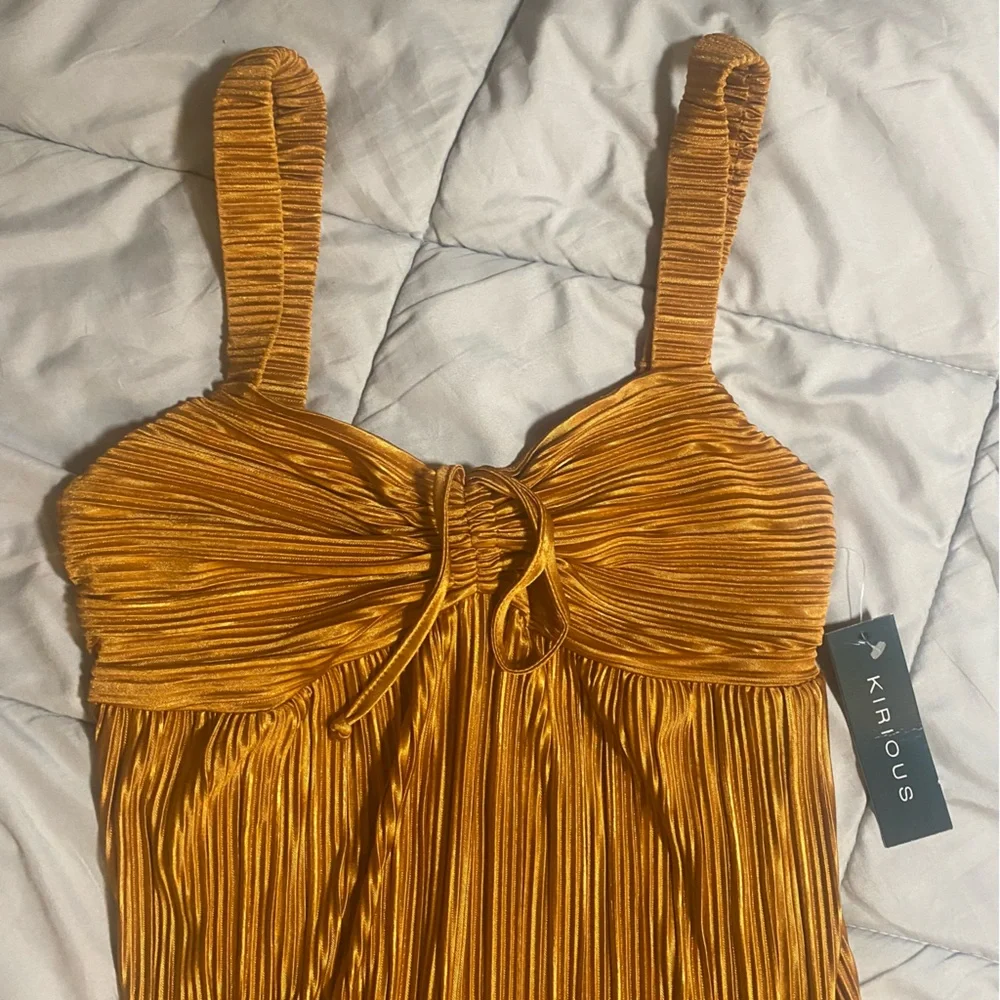 Elegant Copper Pleated Dress - Picture 2 of 7